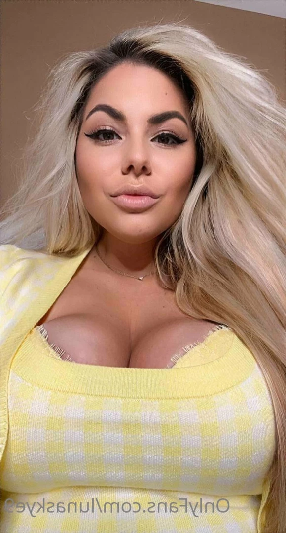 🟢 𝘿𝙤𝙢𝙢𝙚 𝙈𝙞𝙡𝙛 𝙊𝙣𝙡𝙞𝙣𝙚 𝙉𝙤𝙬 🟢 [ lunaskye9 ] Onlyfans leaked photo 12854498 on Hotleaks.tv