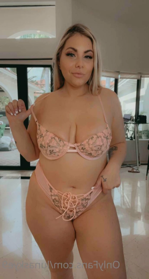 🟢 𝘿𝙤𝙢𝙢𝙚 𝙈𝙞𝙡𝙛 𝙊𝙣𝙡𝙞𝙣𝙚 𝙉𝙤𝙬 🟢 [ lunaskye9 ] Onlyfans leaked photo 13153269 on Hotleaks.tv