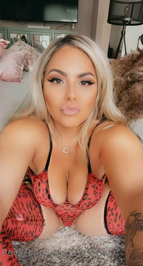 🟢 𝘿𝙤𝙢𝙢𝙚 𝙈𝙞𝙡𝙛 𝙊𝙣𝙡𝙞𝙣𝙚 𝙉𝙤𝙬 🟢 [ lunaskye9 ] Onlyfans leaked photo 15561689 on Hotleaks.tv