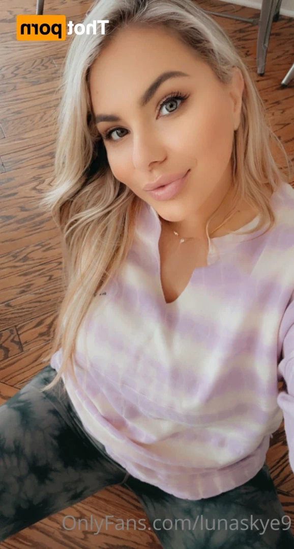 🟢 𝘿𝙤𝙢𝙢𝙚 𝙈𝙞𝙡𝙛 𝙊𝙣𝙡𝙞𝙣𝙚 𝙉𝙤𝙬 🟢 [ lunaskye9 ] Onlyfans leaked photo 16337611 on Hotleaks.tv