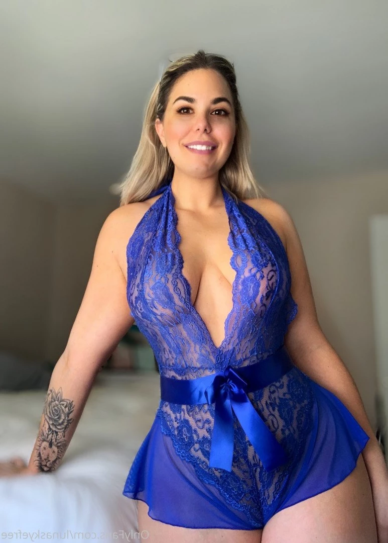 𝗥𝗘𝗔𝗟 𝗜𝗡𝗧𝗘𝗥𝗡𝗘𝗧 𝗚𝗜𝗥𝗟𝗙𝗥𝗜𝗘𝗡𝗗 [ girlfriendluna ] Onlyfans leaked photo 3143931 on Hotleaks.tv