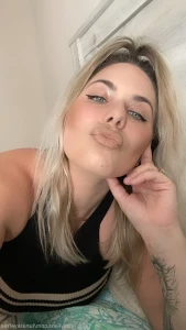 3145772