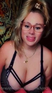 🇶 🇺 🇪 🇪 🇳  𝒐𝒇 𝒕𝒉𝒆 𝑻𝒊𝒕𝒔🤤 [ luvmeonlysarah ] Onlyfans leaked video 4184378 on Hotleaks.tv