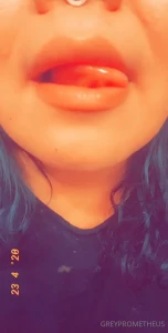 15917672