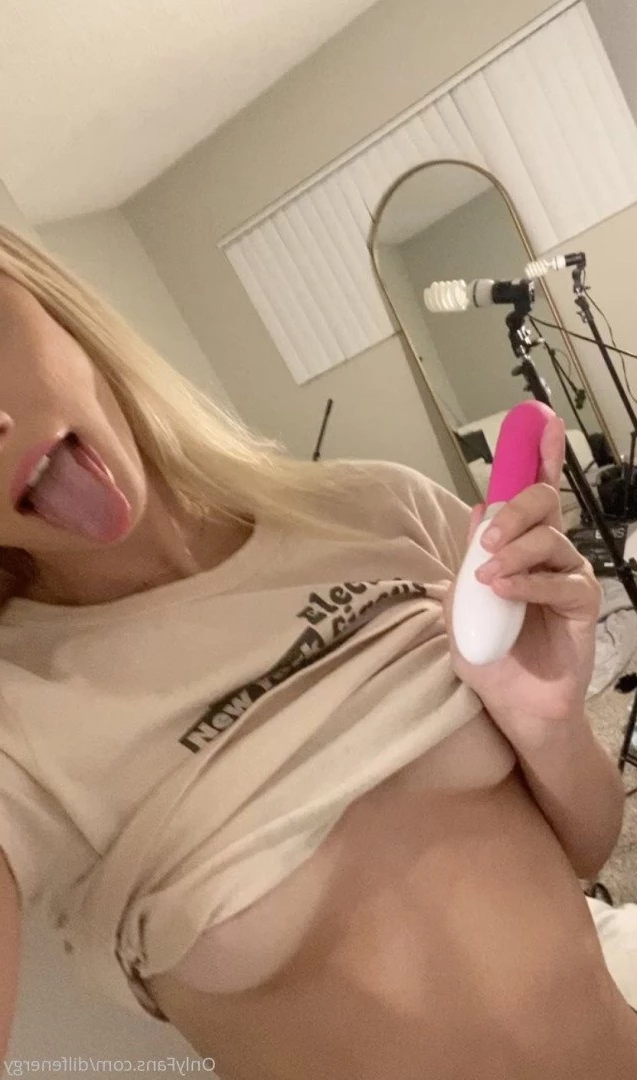 dgaf [ dilfenergy ] Onlyfans leaked photo 318082 on Hotleaks.tv