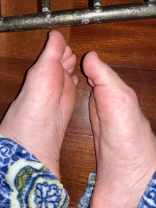 3074218