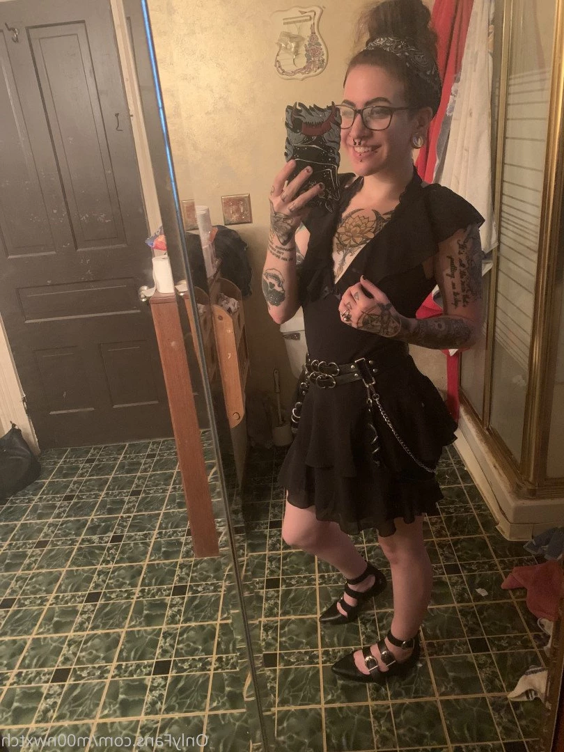 Tay 🌙🖤 [ m00nwxtch ] Onlyfans leaked photo 3084953 on Hotleaks.tv