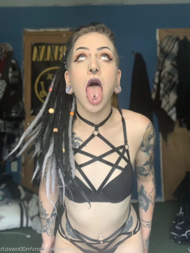 Tay 🌙🖤 [ m00nwxtch ] Onlyfans leaked photo 3086370 on Hotleaks.tv