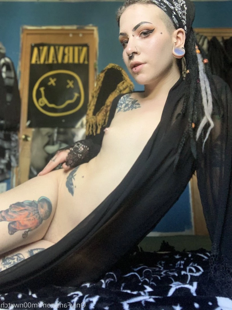 Tay 🌙🖤 [ m00nwxtch ] Onlyfans leaked photo 3086879 on Hotleaks.tv