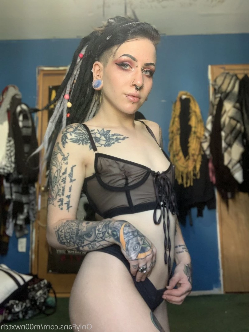 Tay 🌙🖤 [ m00nwxtch ] Onlyfans leaked photo 3092464 on Hotleaks.tv