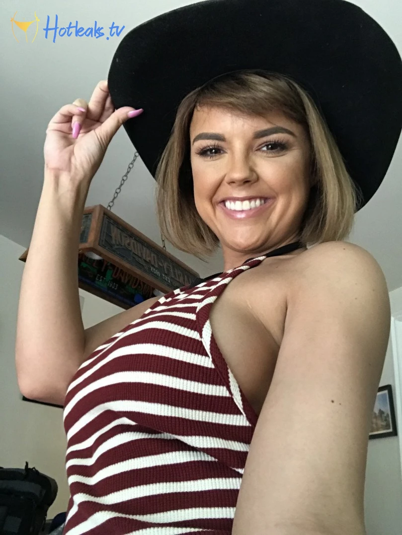 Dillion Harper [ dillionharper ] Onlyfans leaked photo 319584 on Hotleaks.tv