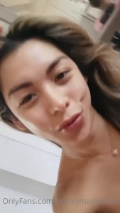 8904771