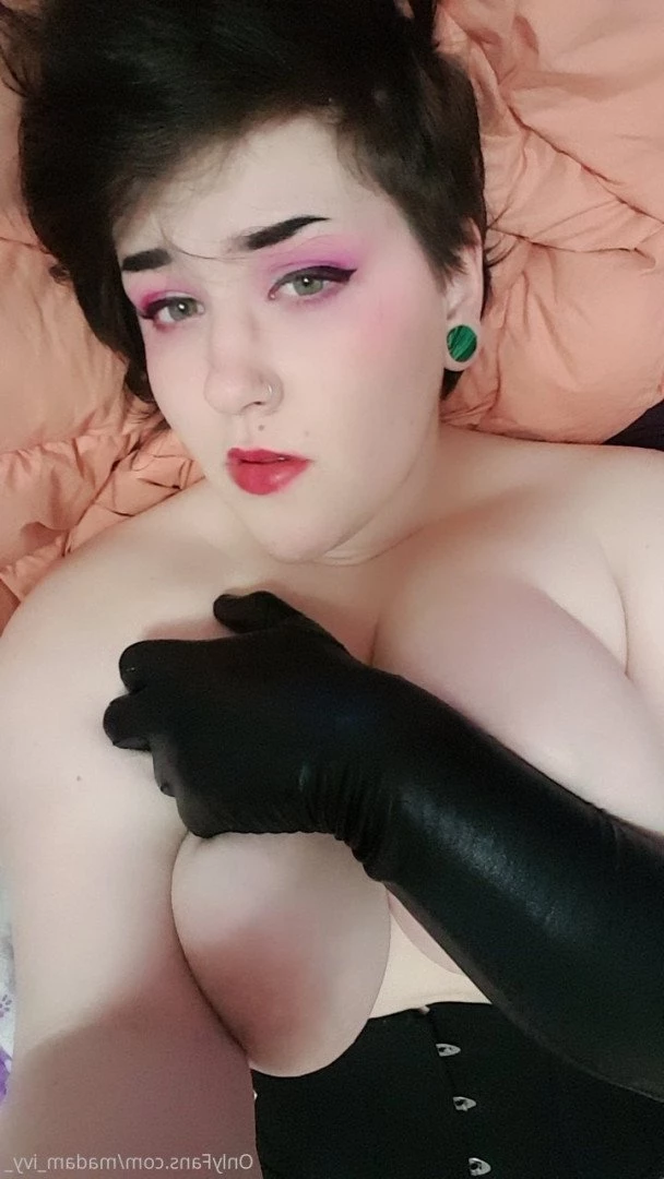 🍃 Madam_Ivy_🍃 [ madam_ivy_ ] Onlyfans leaked photo 3115276 on Hotleaks.tv