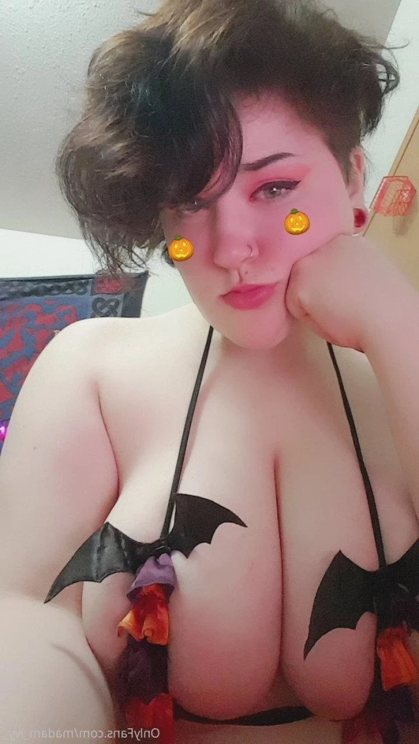 🍃 Madam_Ivy_🍃 [ madam_ivy_ ] Onlyfans leaked photo 3116684 on Hotleaks.tv