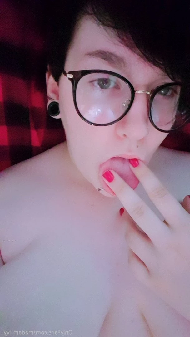 🍃 Madam_Ivy_🍃 [ madam_ivy_ ] Onlyfans leaked photo 3118794 on Hotleaks.tv