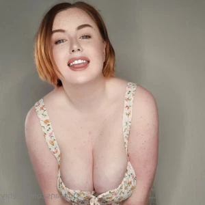 MAEBRY ♡