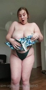✨Magic Mia✨ [ magic-mia ] Onlyfans leaked video 4208025 on Hotleaks.tv