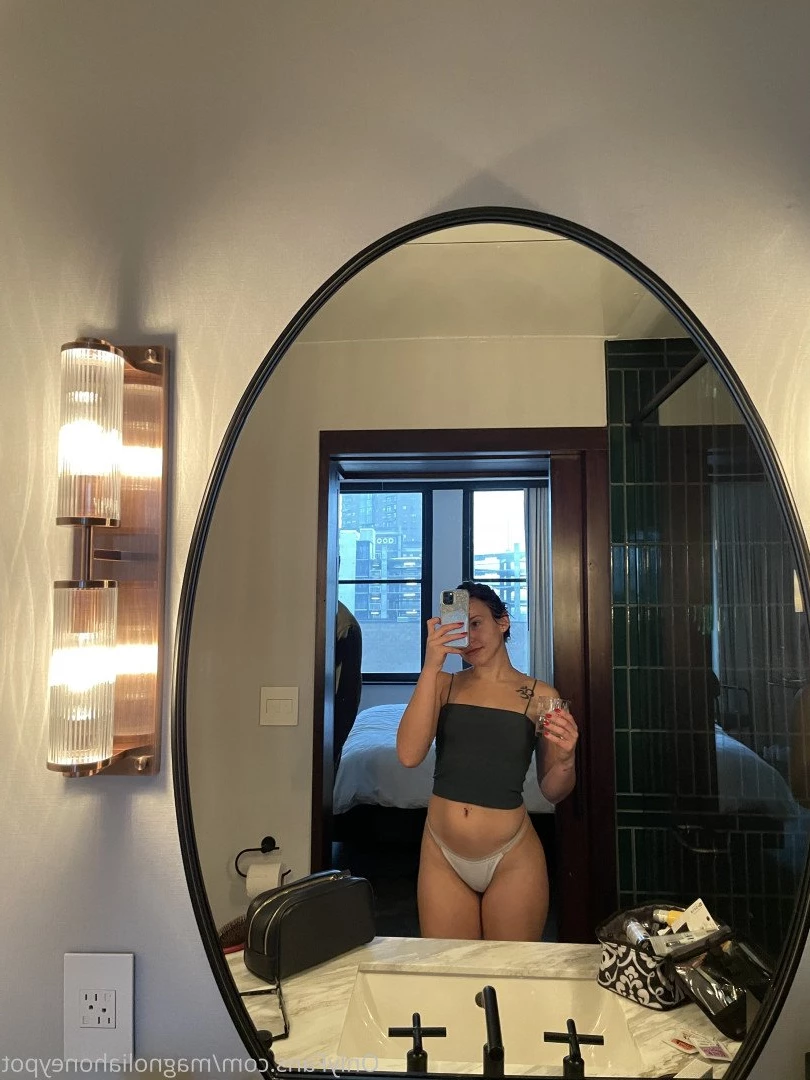 Magnolia Honey 🍯 [ magnoliahoneypot ] Onlyfans leaked photo 2942859 on Hotleaks.tv