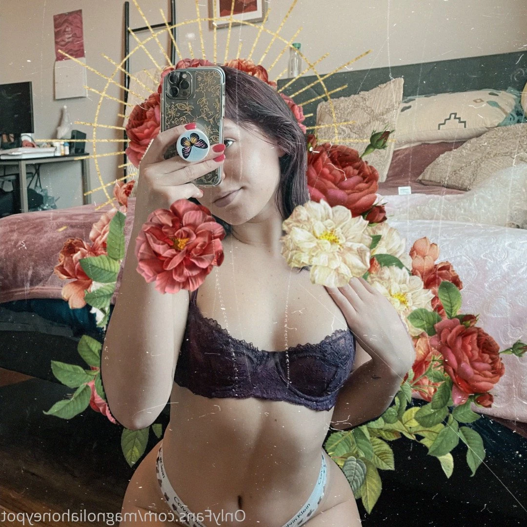 Magnolia Honey 🍯 [ magnoliahoneypot ] Onlyfans leaked photo 2943180 on Hotleaks.tv