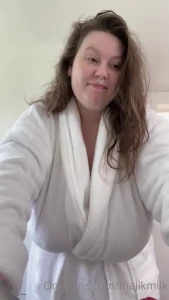 Milk 🐄 British BBW [ majikmilk ] Onlyfans leaked video 4910275 on Hotleaks.tv