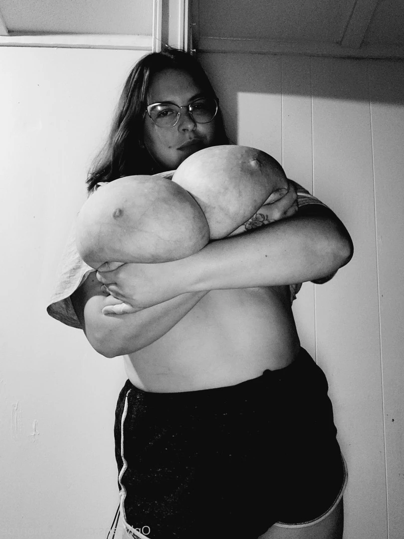 Mal [ malmonroe ] Onlyfans leaked photo 7454939 on Hotleaks.tv