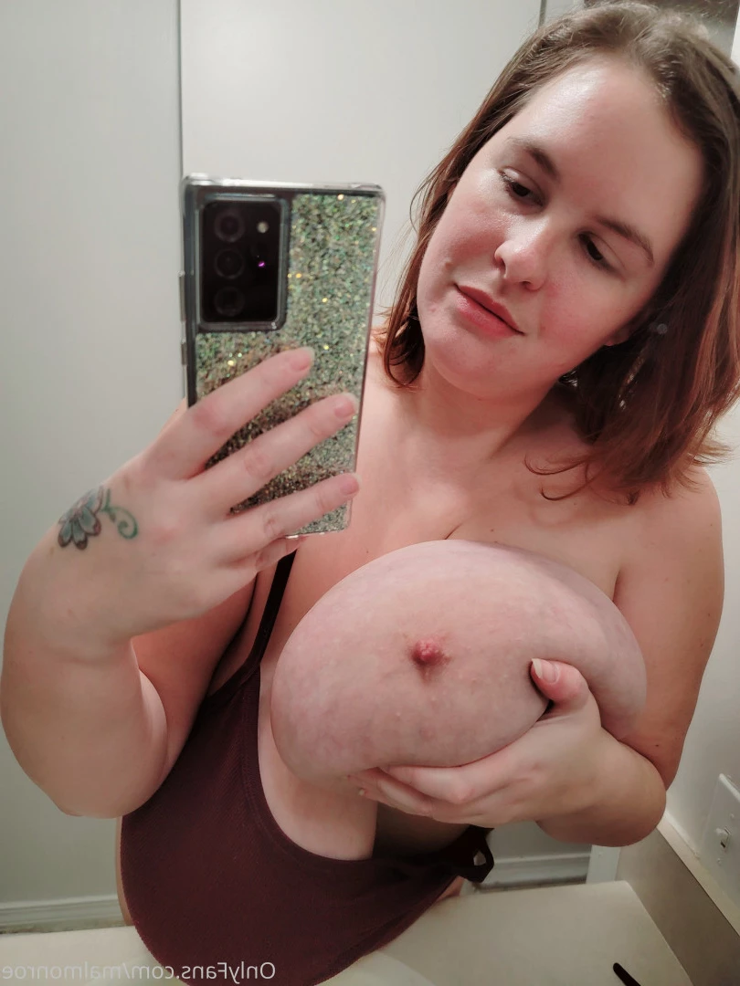 Mal [ malmonroe ] Onlyfans leaked photo 7455861 on Hotleaks.tv