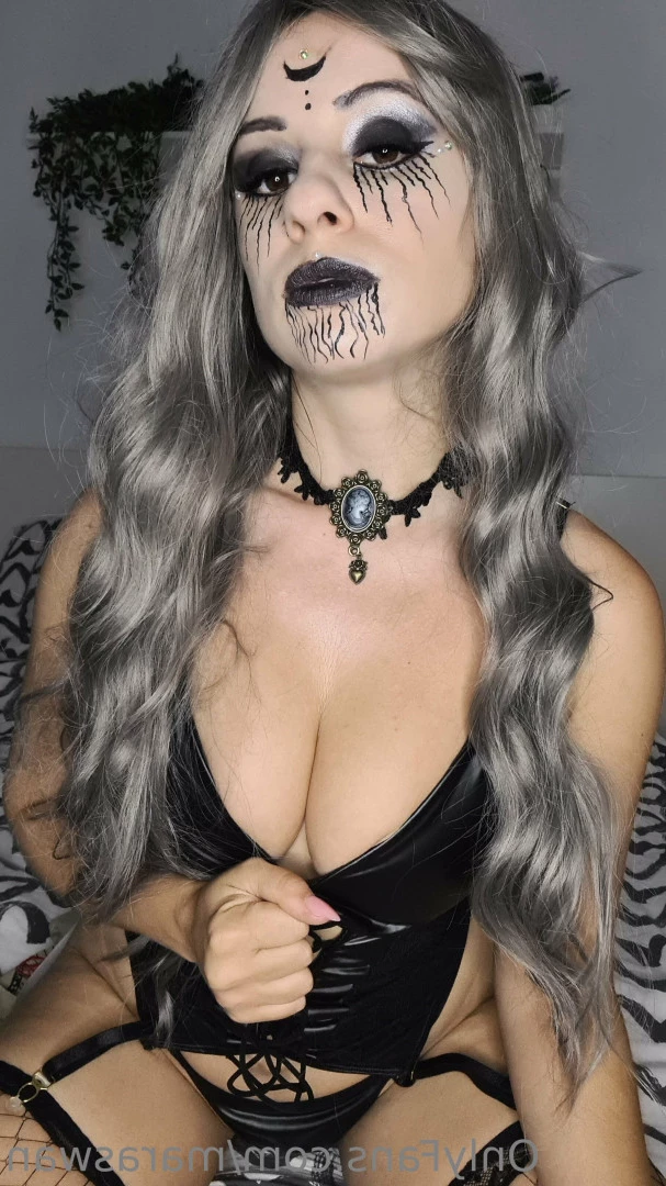 Mara Swan [ maraswan ] Onlyfans leaked photo 9368725 on Hotleaks.tv