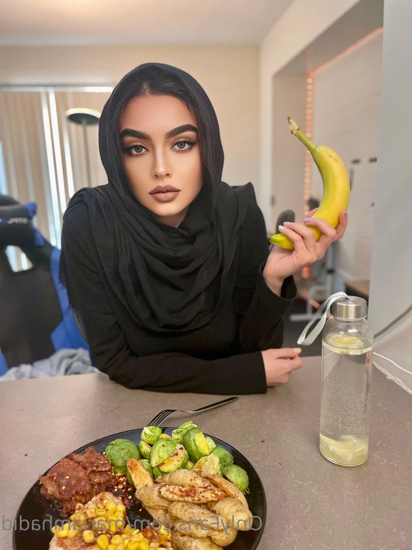 𝗠𝗮𝗿𝗶𝗮𝗺 𝗛𝗮𝗱𝗶𝗱 🧕 Top 0.1% [ mariamhadid ] Onlyfans leaked photo 3141656 on Hotleaks.tv