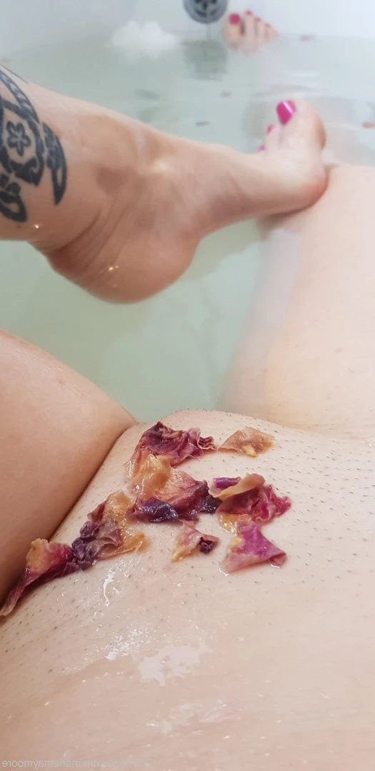 Yorkshire hottie 😈 [ mariemaymoore ] Onlyfans leaked photo 3120510 on Hotleaks.tv