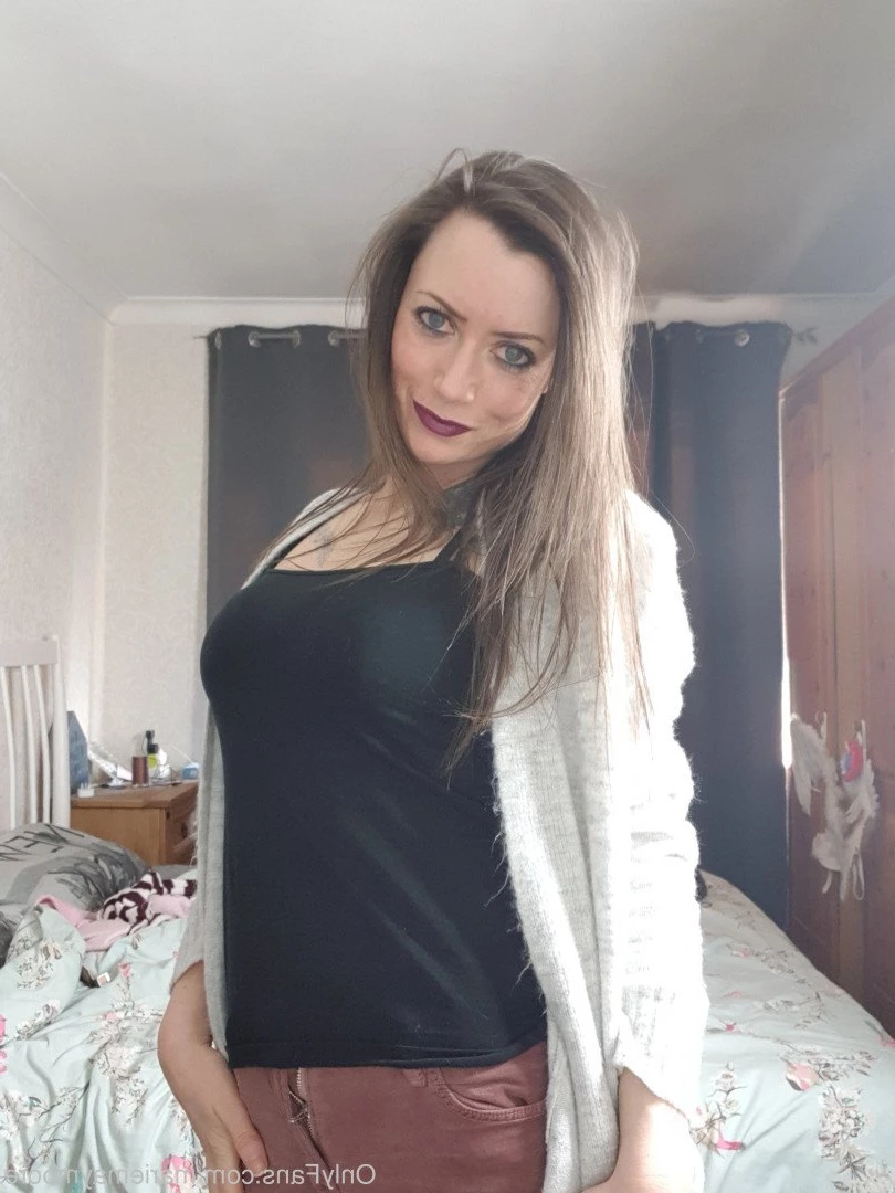 Yorkshire hottie 😈 [ mariemaymoore ] Onlyfans leaked photo 3120915 on Hotleaks.tv