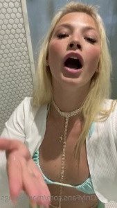 8896829
