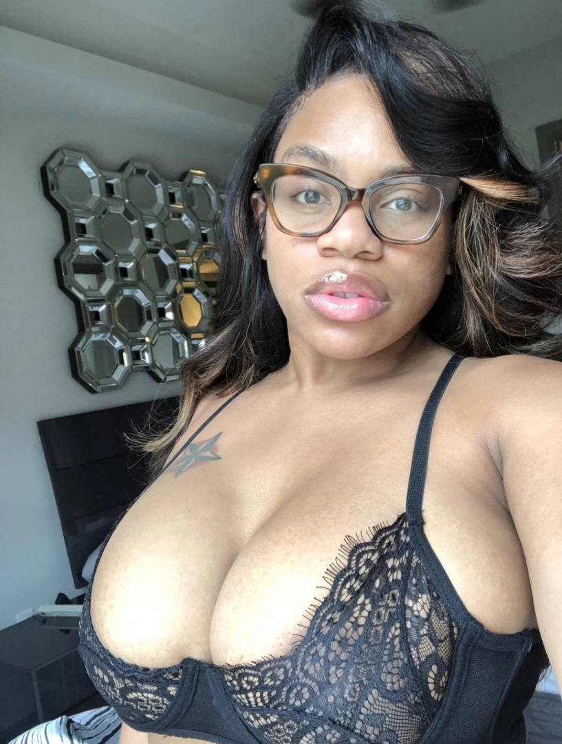 Dominique Chinn [ dominiquechinn ] Onlyfans leaked photo 327209 on Hotleaks.tv