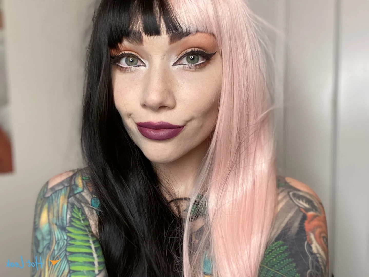 𝓈𝓂𝒶𝓁𝓁 𝓉𝒾𝓉𝓉𝓎 𝕘𝕠𝕥𝕙 𝕘𝕚𝕣𝕝𝕗𝕣𝕚𝕖𝕟𝕕 🦇 [ matildassecret ] Onlyfans leaked photo 11658517 on Hotleaks.tv