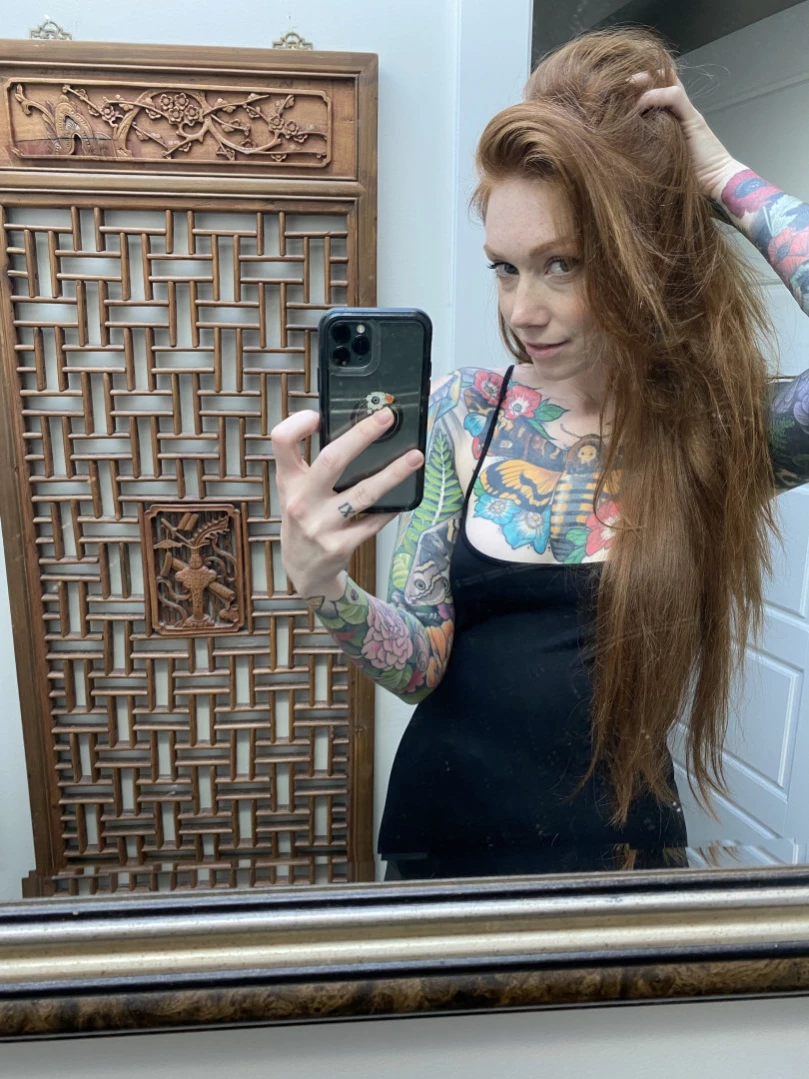𝓈𝓂𝒶𝓁𝓁 𝓉𝒾𝓉𝓉𝓎 𝕘𝕠𝕥𝕙 𝕘𝕚𝕣𝕝𝕗𝕣𝕚𝕖𝕟𝕕 🦇 [ matildassecret ] Onlyfans leaked photo 12644372 on Hotleaks.tv