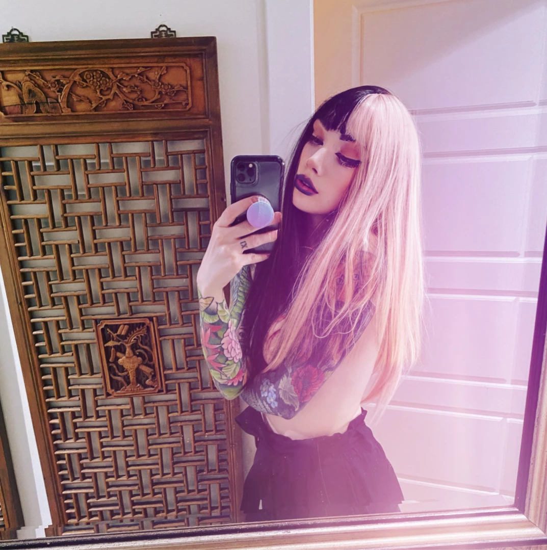 𝓈𝓂𝒶𝓁𝓁 𝓉𝒾𝓉𝓉𝓎 𝕘𝕠𝕥𝕙 𝕘𝕚𝕣𝕝𝕗𝕣𝕚𝕖𝕟𝕕 🦇 [ matildassecret ] Onlyfans leaked photo 13176701 on Hotleaks.tv