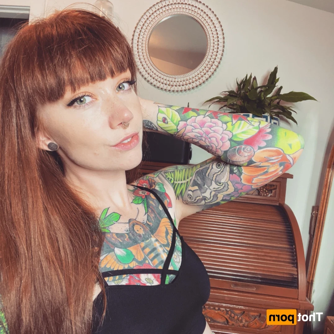 𝓈𝓂𝒶𝓁𝓁 𝓉𝒾𝓉𝓉𝓎 𝕘𝕠𝕥𝕙 𝕘𝕚𝕣𝕝𝕗𝕣𝕚𝕖𝕟𝕕 🦇 [ matildassecret ] Onlyfans leaked photo 13177864 on Hotleaks.tv