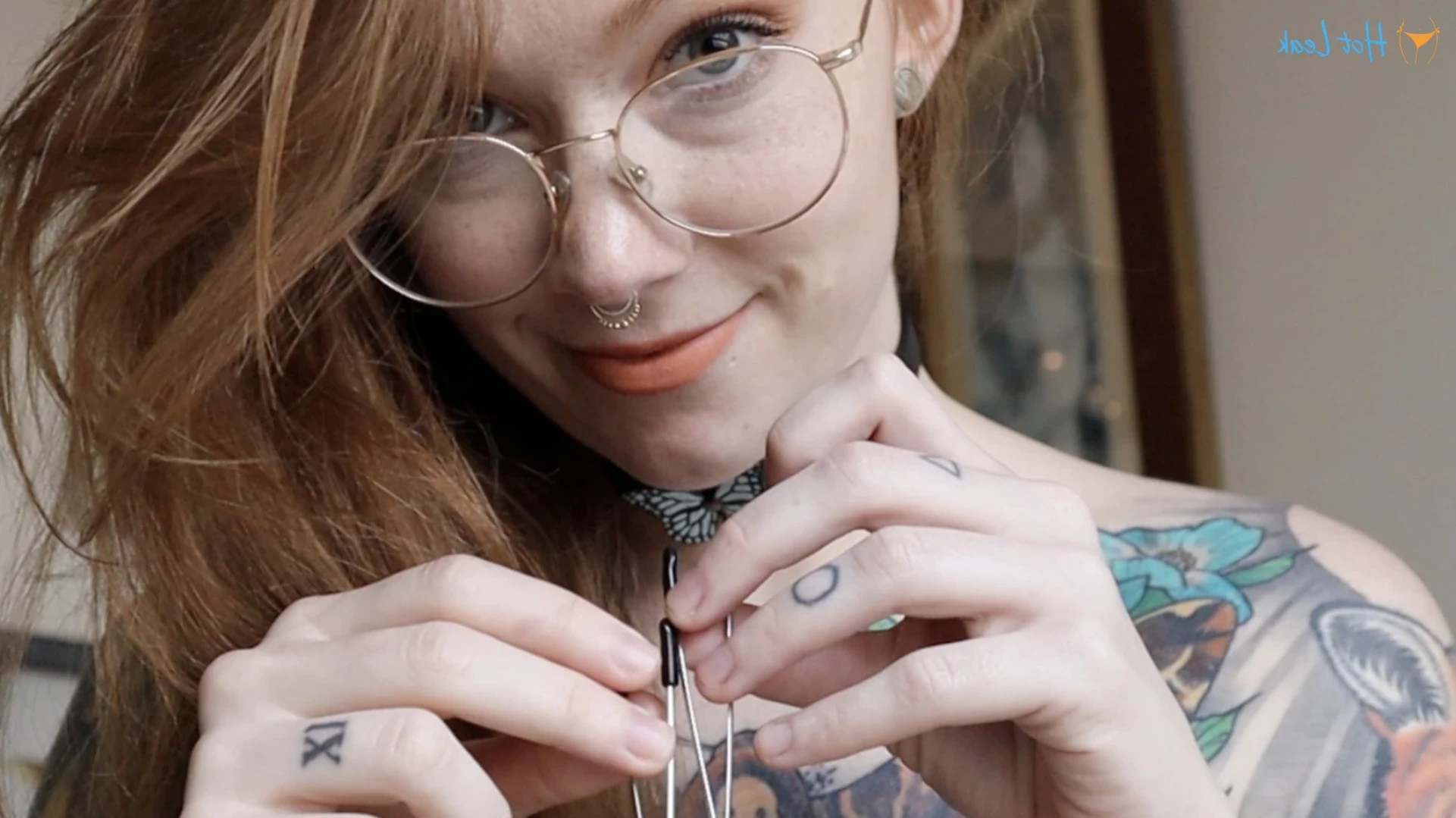 𝓈𝓂𝒶𝓁𝓁 𝓉𝒾𝓉𝓉𝓎 𝕘𝕠𝕥𝕙 𝕘𝕚𝕣𝕝𝕗𝕣𝕚𝕖𝕟𝕕 🦇 [ matildassecret ] Onlyfans leaked photo 13178123 on Hotleaks.tv