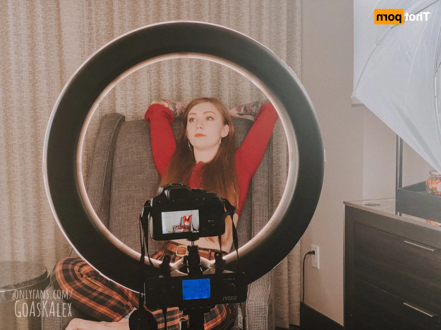 𝓈𝓂𝒶𝓁𝓁 𝓉𝒾𝓉𝓉𝓎 𝕘𝕠𝕥𝕙 𝕘𝕚𝕣𝕝𝕗𝕣𝕚𝕖𝕟𝕕 🦇 [ matildassecret ] Onlyfans leaked photo 13178133 on Hotleaks.tv