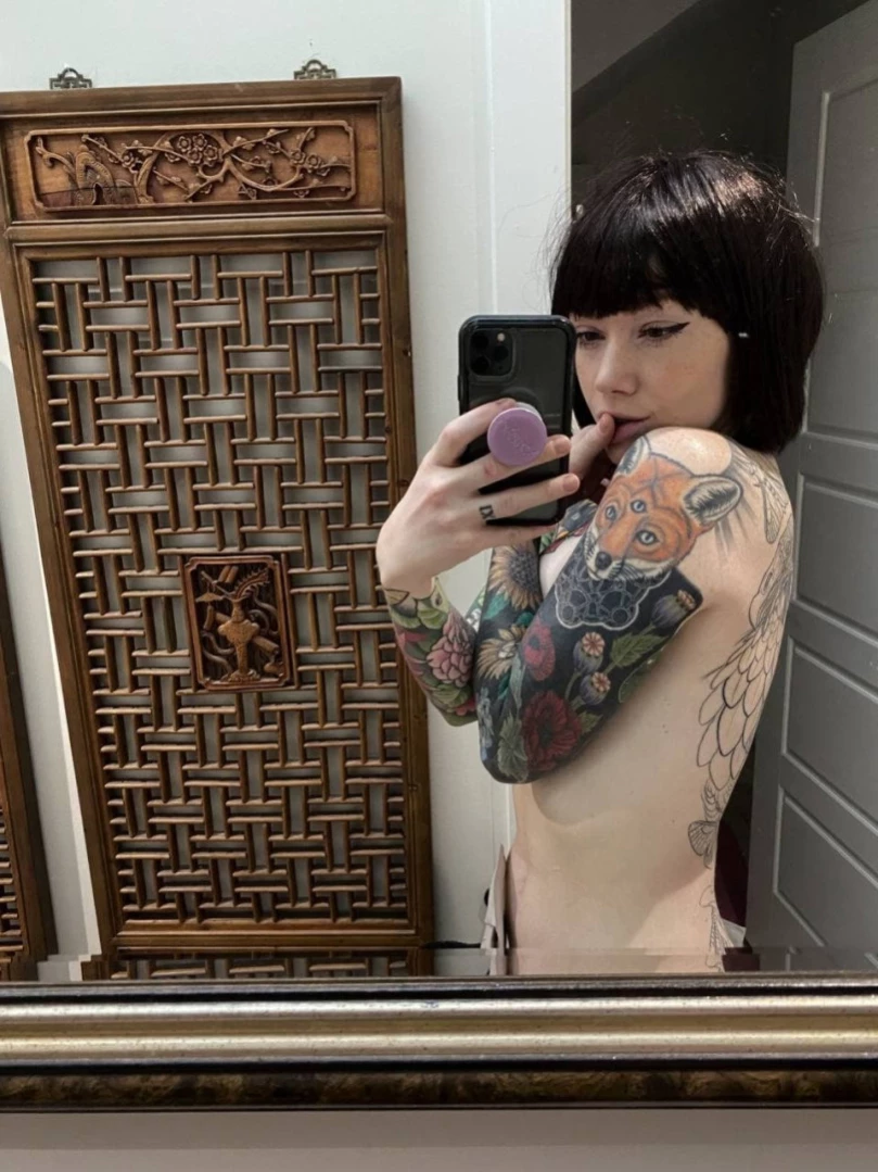 𝓈𝓂𝒶𝓁𝓁 𝓉𝒾𝓉𝓉𝓎 𝕘𝕠𝕥𝕙 𝕘𝕚𝕣𝕝𝕗𝕣𝕚𝕖𝕟𝕕 🦇 [ matildassecret ] Onlyfans leaked photo 13671184 on Hotleaks.tv