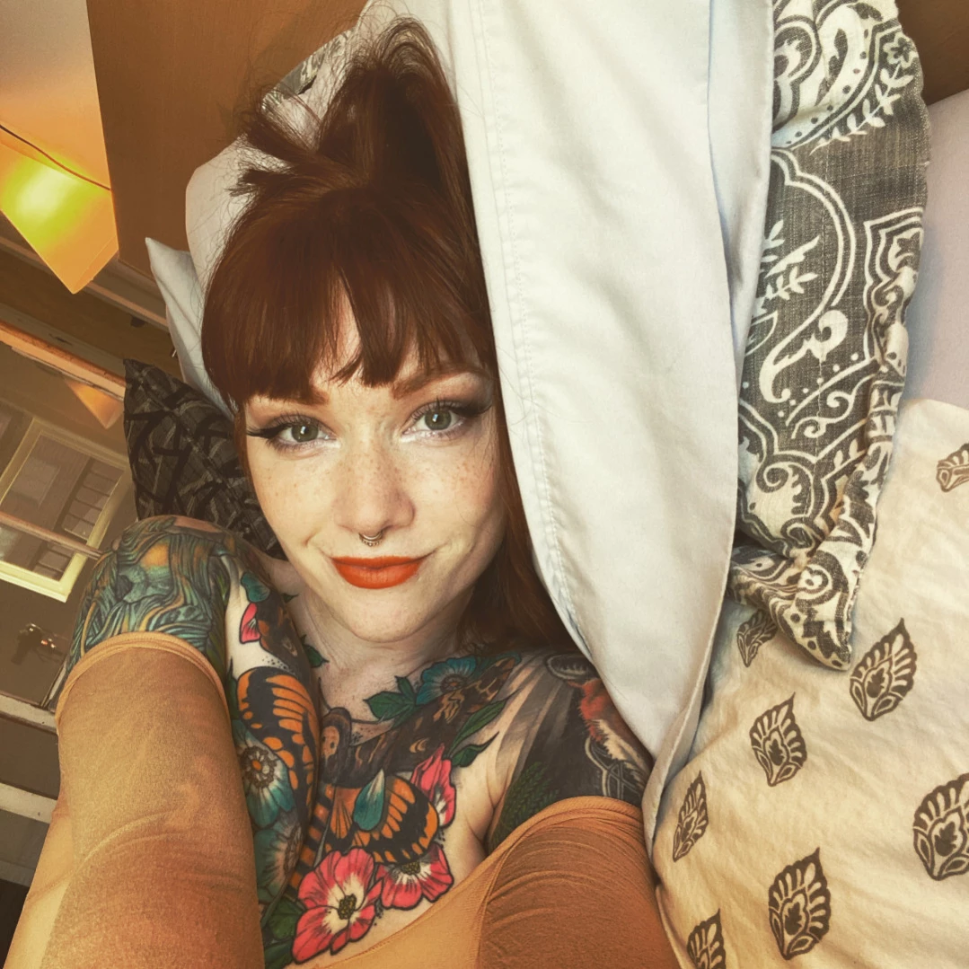 𝓈𝓂𝒶𝓁𝓁 𝓉𝒾𝓉𝓉𝓎 𝕘𝕠𝕥𝕙 𝕘𝕚𝕣𝕝𝕗𝕣𝕚𝕖𝕟𝕕 🦇 [ matildassecret ] Onlyfans leaked photo 15663910 on Hotleaks.tv