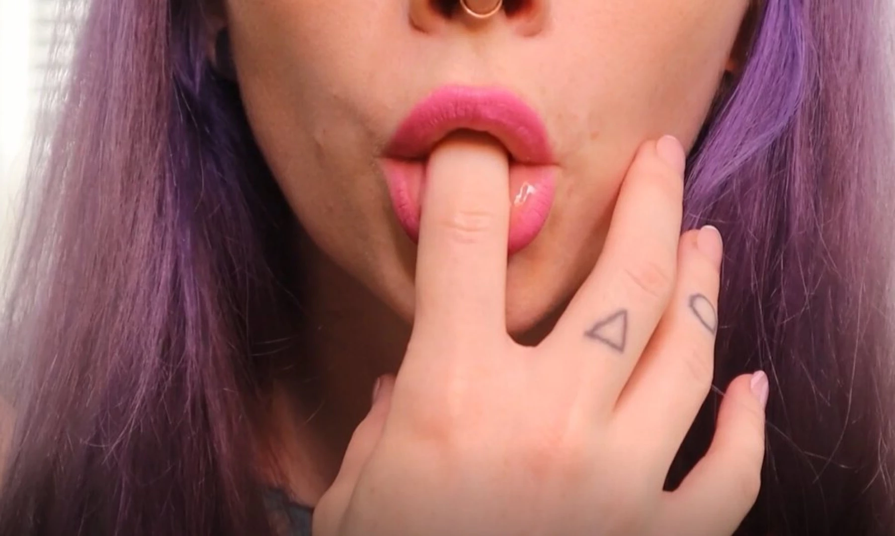 𝓈𝓂𝒶𝓁𝓁 𝓉𝒾𝓉𝓉𝓎 𝕘𝕠𝕥𝕙 𝕘𝕚𝕣𝕝𝕗𝕣𝕚𝕖𝕟𝕕 🦇 [ matildassecret ] Onlyfans leaked photo 15814836 on Hotleaks.tv