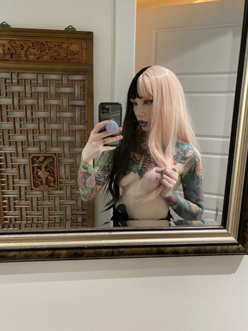 𝓈𝓂𝒶𝓁𝓁 𝓉𝒾𝓉𝓉𝓎 𝕘𝕠𝕥𝕙 𝕘𝕚𝕣𝕝𝕗𝕣𝕚𝕖𝕟𝕕 🦇 [ matildassecret ] Onlyfans leaked photo 16119547 on Hotleaks.tv
