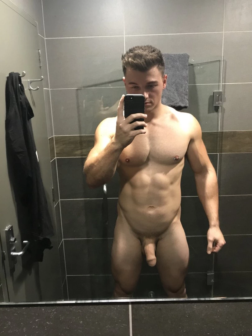 Max Small [ maxsmall ] Onlyfans leaked photo 3080589 on Hotleaks.tv