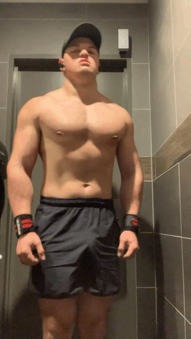 Max Small [ maxsmall ] Onlyfans leaked photo 3086915 on Hotleaks.tv