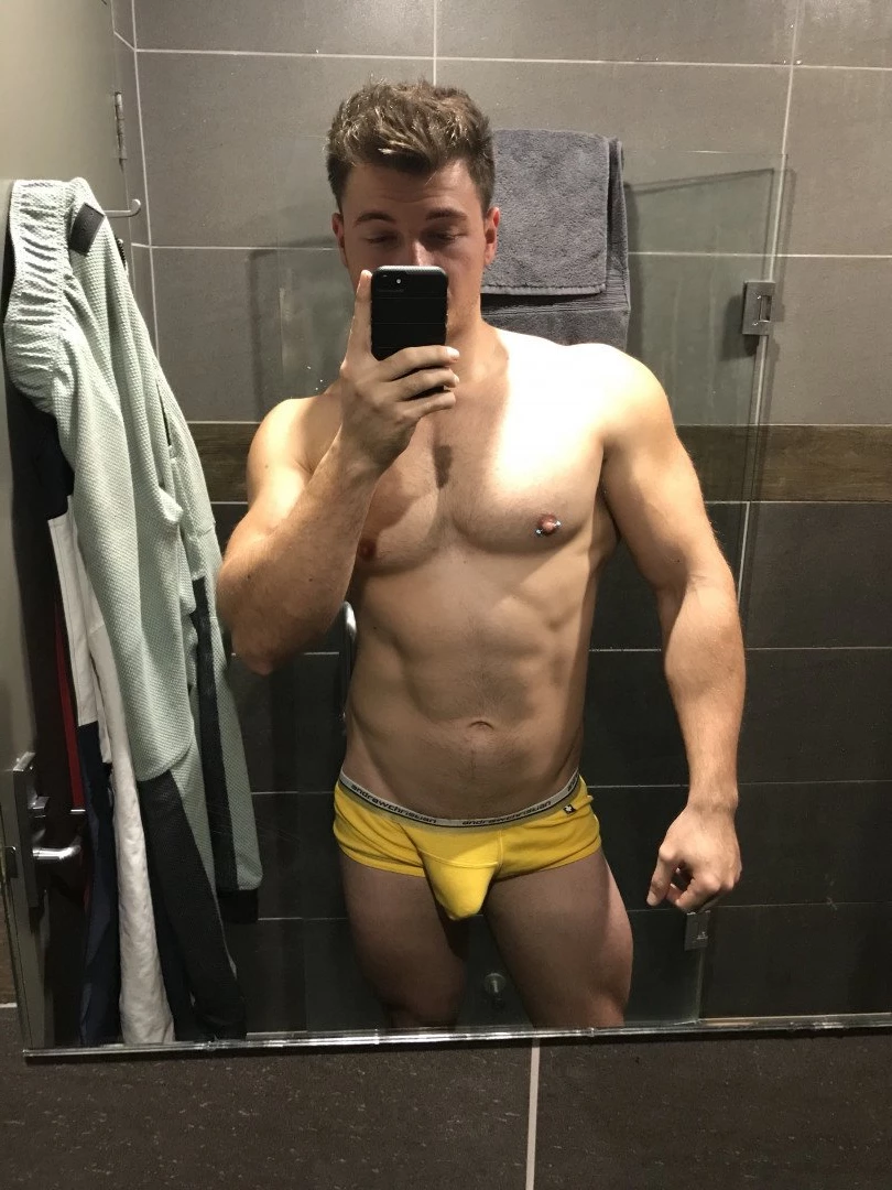 Max Small [ maxsmall ] Onlyfans leaked photo 3087531 on Hotleaks.tv