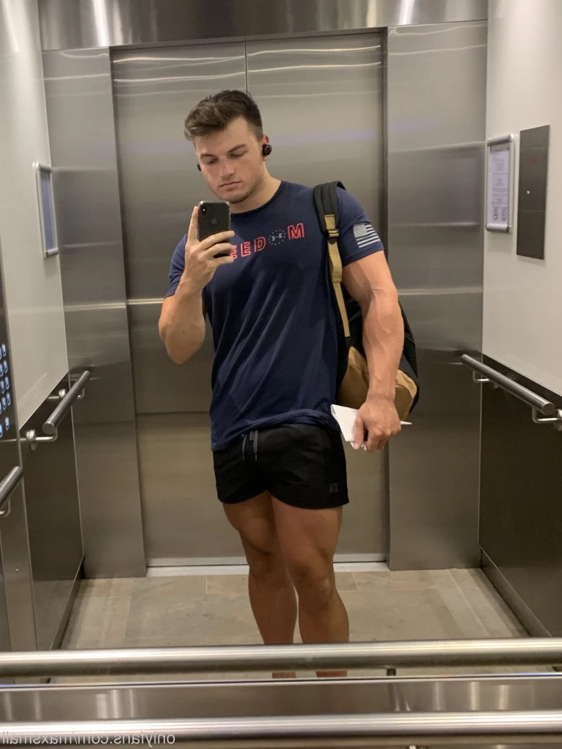 Max Small [ maxsmall ] Onlyfans leaked photo 3088095 on Hotleaks.tv