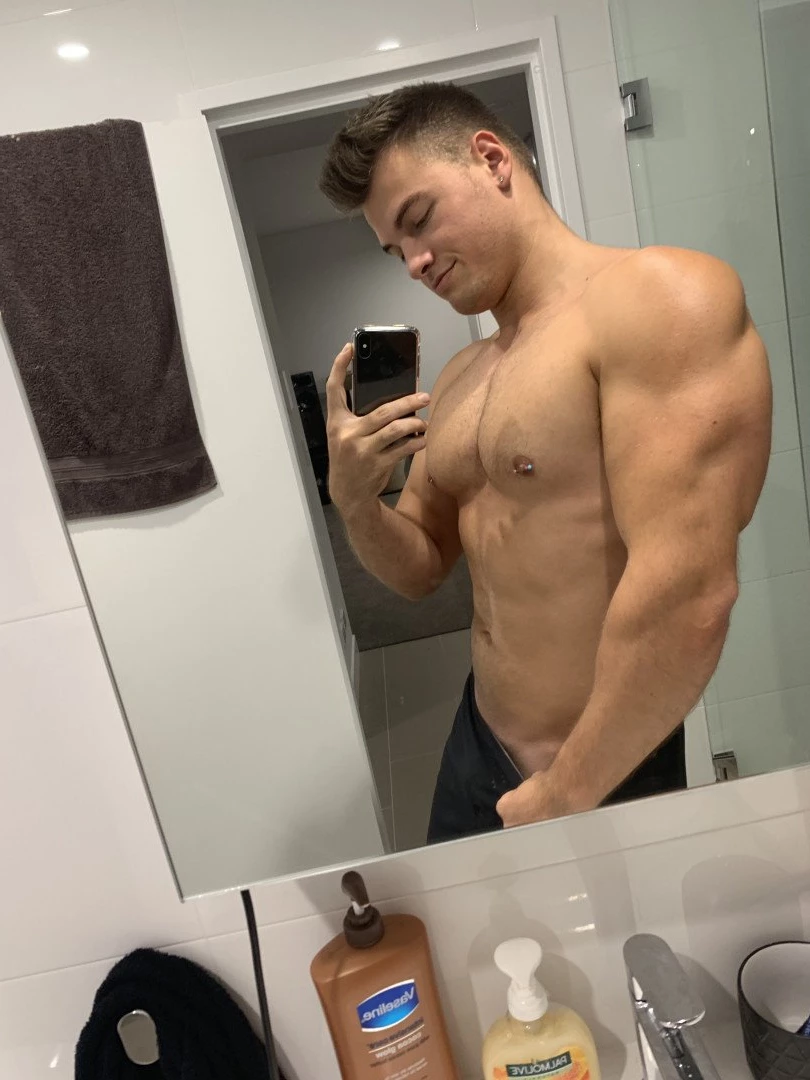 Max Small [ maxsmall ] Onlyfans leaked photo 3088283 on Hotleaks.tv