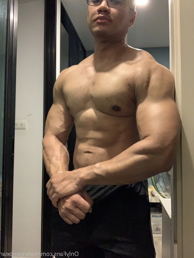 Brownbear [ mebrownbear ] Onlyfans leaked photo 2994917 on Hotleaks.tv