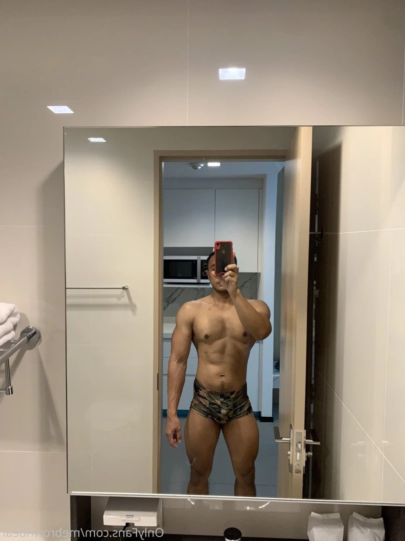 Brownbear [ mebrownbear ] Onlyfans leaked photo 2998411 on Hotleaks.tv