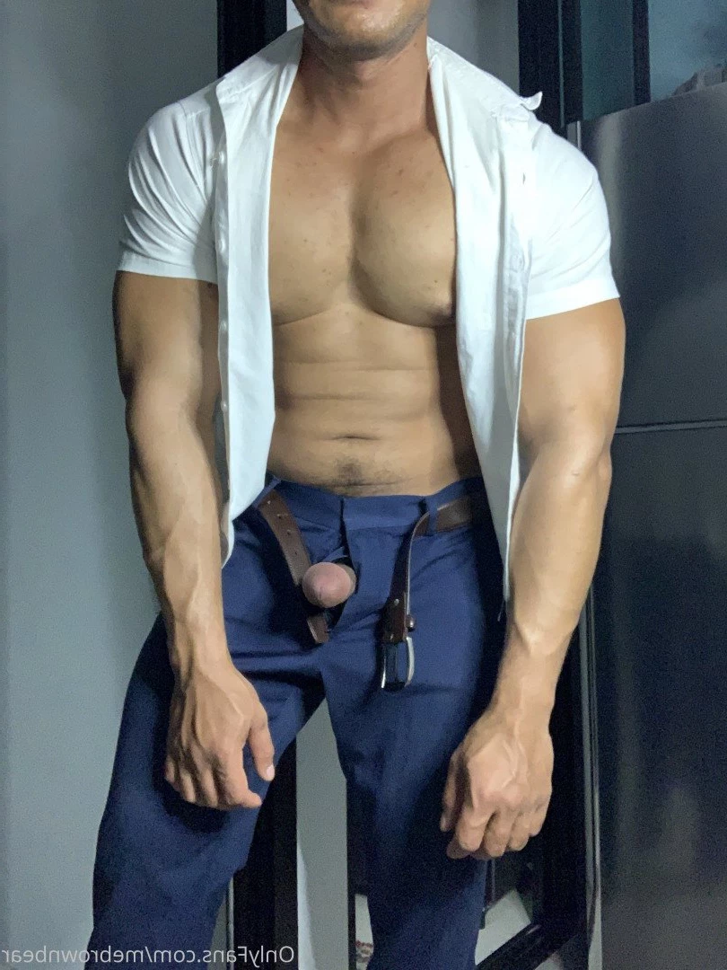 Brownbear [ mebrownbear ] Onlyfans leaked photo 2998501 on Hotleaks.tv